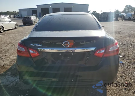 2017 Nissan Altima 2.5 z USA, uszkodzony, nr VIN 1N4AL3AP0HC259743